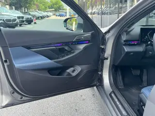BMW 5 Series 2024 530Li Premium Class Luxury Set exterior photo 8 BMW 5 Series 2024 530Li Premium Class Luxury Set exterior photo 8