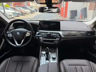 BMW 5 Series 2022 525Li Ensemble de luxe extérieur photo 9 BMW 5 Series 2022 525Li Ensemble de luxe extérieur photo 9