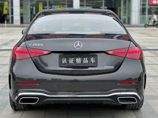 Mercedes-Benz C-Class 2022 C 260 L Versión deportiva exterior foto 4 Mercedes-Benz C-Class 2022 C 260 L Versión deportiva exterior foto 4