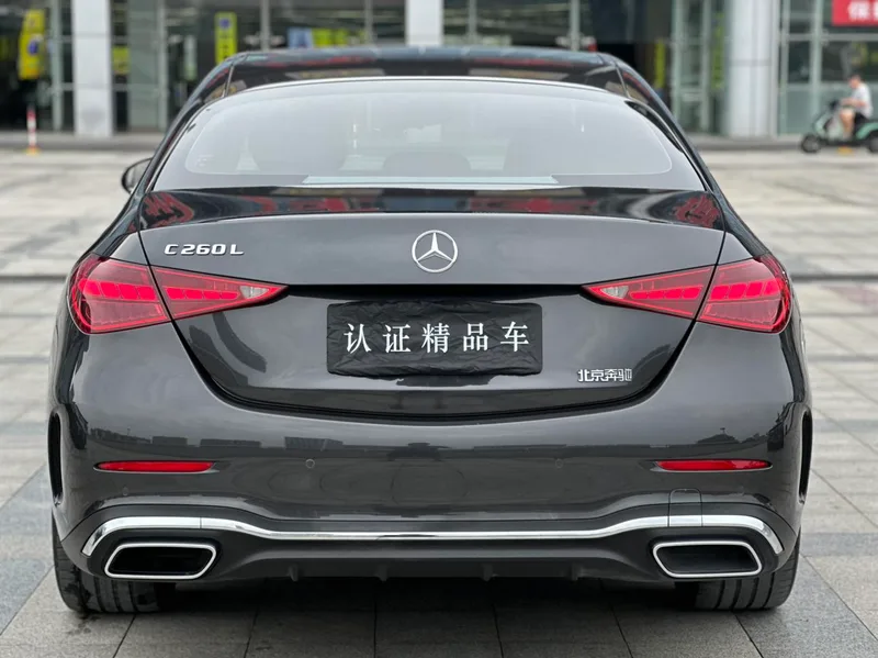 Mercedes-Benz C-Class 2022 C 260 L Versión deportiva exterior foto 4 Mercedes-Benz C-Class 2022 C 260 L Versión deportiva exterior foto 4