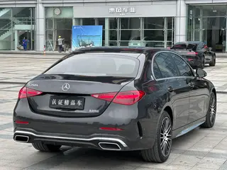 Mercedes-Benz C-Class 2022 C 260 L Versión deportiva exterior foto 5 Mercedes-Benz C-Class 2022 C 260 L Versión deportiva exterior foto 5