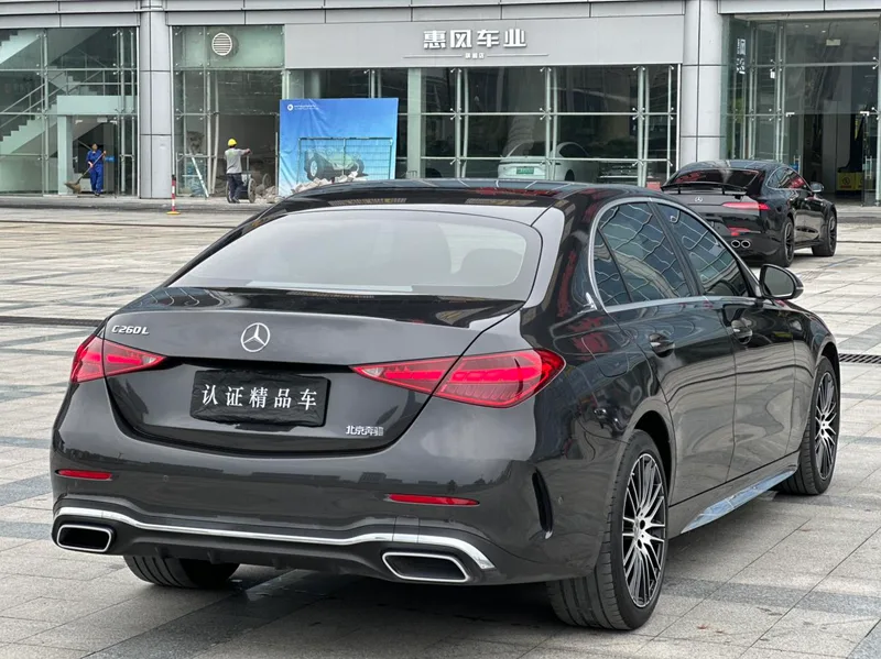 Mercedes-Benz C-Class 2022 C 260 L Versión deportiva exterior foto 5 Mercedes-Benz C-Class 2022 C 260 L Versión deportiva exterior foto 5