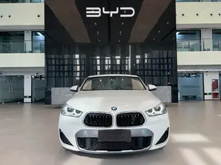 BMW X2 2021 Restyling sDrive25i M Off-road suit exterior photo 3 BMW X2 2021 Restyling sDrive25i M Off-road suit exterior photo 3