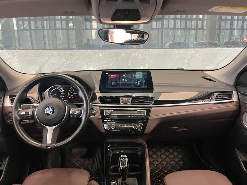 BMW X2 2021 Restyling sDrive25i M Off-road suit exterior photo 5 BMW X2 2021 Restyling sDrive25i M Off-road suit exterior photo 5