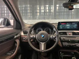 BMW X2 2021 Restyling sDrive25i M Off-road suit interior photo 11 BMW X2 2021 Restyling sDrive25i M Off-road suit interior photo 11