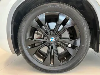 BMW X2 2021 Restyling sDrive25i M Off-road suit interior photo 15 BMW X2 2021 Restyling sDrive25i M Off-road suit interior photo 15