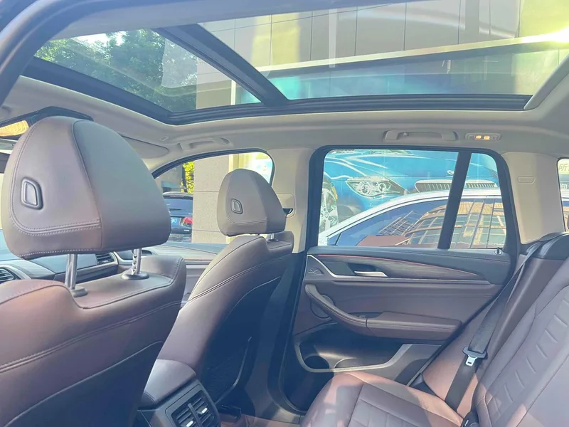 BMW X3 2019 xDrive30i Leading Type M Sports suit interior photo 13 BMW X3 2019 xDrive30i Leading Type M Sports suit interior photo 13