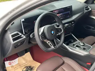 BMW 3 Series 2025 325i M Sports suit interior photo 12 BMW 3 Series 2025 325i M Sports suit interior photo 12