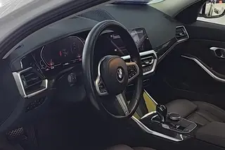 BMW 3 Series 2022 325Li M Sports suit interior photo 11 BMW 3 Series 2022 325Li M Sports suit interior photo 11