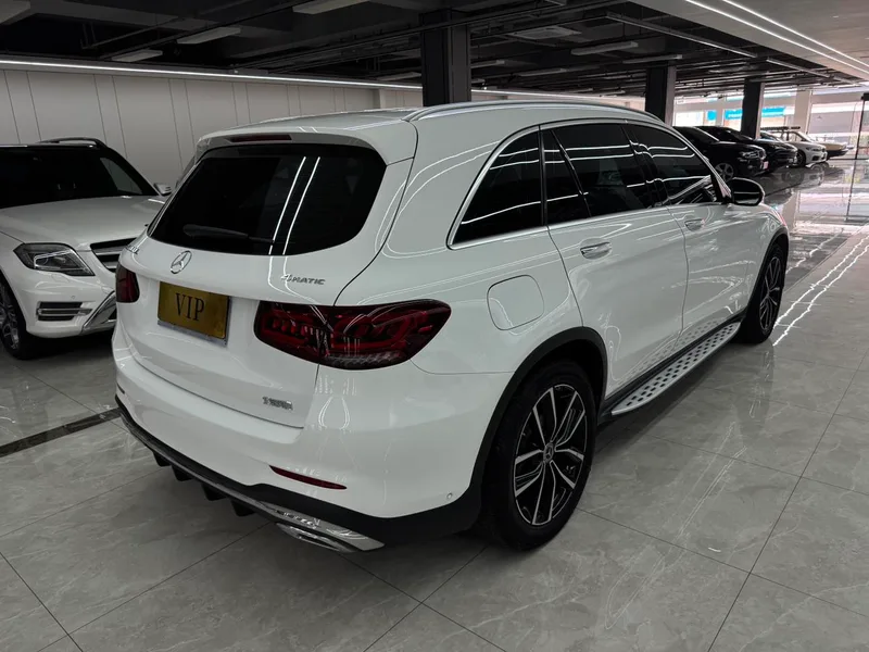 Mercedes-Benz GLC 2022 GLC 300 L 4MATIC Dinámico exterior foto 4 Mercedes-Benz GLC 2022 GLC 300 L 4MATIC Dinámico exterior foto 4