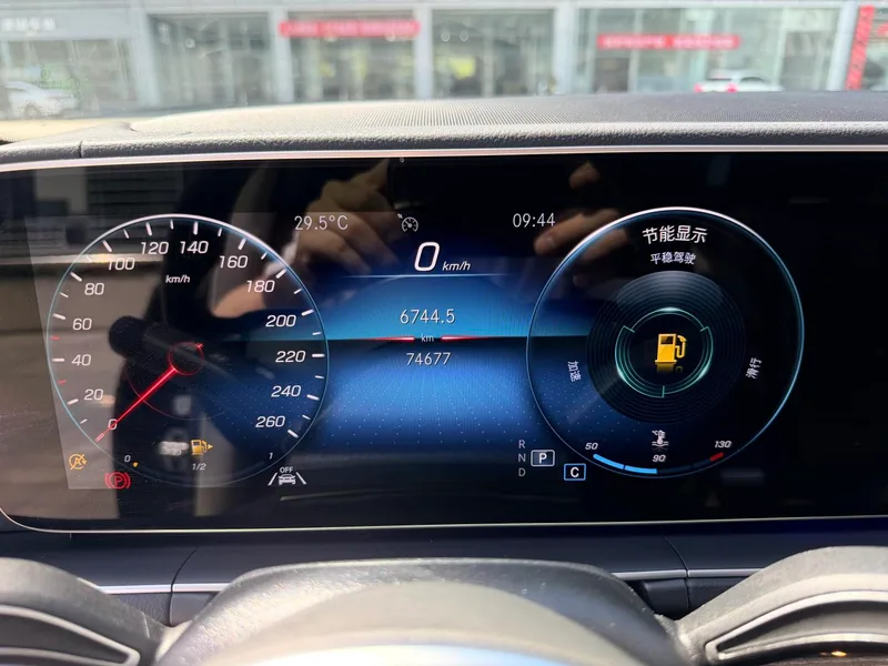 Mercedes-Benz GLE (Imported) 2022 GLE 350 4MATIC Fashion Special Edition exterior photo 4 Mercedes-Benz GLE (Imported) 2022 GLE 350 4MATIC Fashion Special Edition exterior photo 4