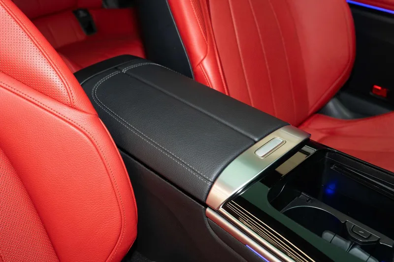 Mercedes-Benz CLE 2024 CLE 300 4MATIC Dynamic coupe interior photo 19 Mercedes-Benz CLE 2024 CLE 300 4MATIC Dynamic coupe interior photo 19