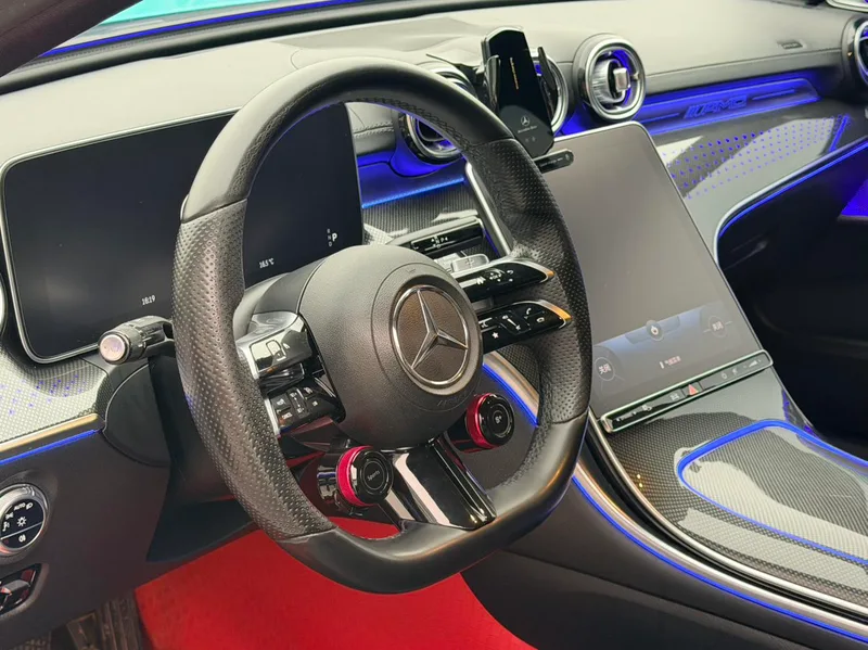 Mercedes-Benz C-Class 2022 C 260 L Version sportive intérieur photo 9 Mercedes-Benz C-Class 2022 C 260 L Version sportive intérieur photo 9
