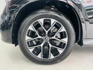 Mercedes-Benz GLC 2024 GLC 260 L 4MATIC Dynamic 5 seat exterior photo 3 Mercedes-Benz GLC 2024 GLC 260 L 4MATIC Dynamic 5 seat exterior photo 3