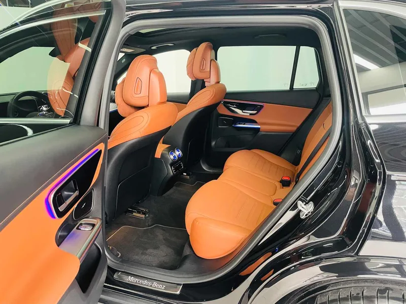 Mercedes-Benz GLC 2024 GLC 260 L 4MATIC Dynamic 5 seat interior photo 10 Mercedes-Benz GLC 2024 GLC 260 L 4MATIC Dynamic 5 seat interior photo 10