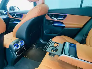 Mercedes-Benz GLC 2024 GLC 260 L 4MATIC Dynamic 5 seat interior photo 11 Mercedes-Benz GLC 2024 GLC 260 L 4MATIC Dynamic 5 seat interior photo 11