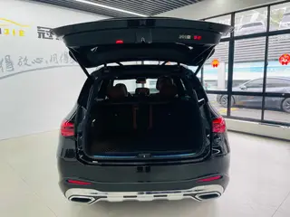Mercedes-Benz GLC 2024 GLC 260 L 4MATIC Dynamic 5 seat interior photo 15 Mercedes-Benz GLC 2024 GLC 260 L 4MATIC Dynamic 5 seat interior photo 15
