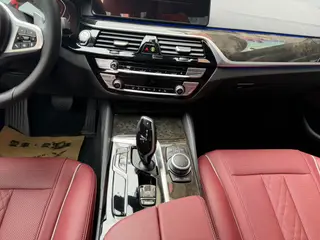 BMW 5 Series 2022 530Li Leading Type M Sports suit exterior photo 8 BMW 5 Series 2022 530Li Leading Type M Sports suit exterior photo 8
