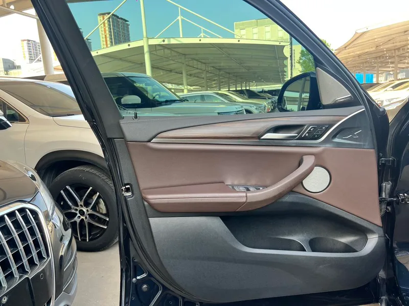 BMW X3 2022 xDrive30i Leading Type M Obsidian Night Suit exterior photo 9 BMW X3 2022 xDrive30i Leading Type M Obsidian Night Suit exterior photo 9