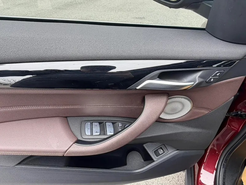 BMW X1 2022 sDrive25Li Leading Type interior photo 11 BMW X1 2022 sDrive25Li Leading Type interior photo 11