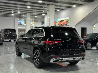 Mercedes-Benz GLC 2023 GLC 260 L 4MATIC Dynamic 5 seat interior photo 13 Mercedes-Benz GLC 2023 GLC 260 L 4MATIC Dynamic 5 seat interior photo 13