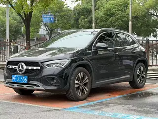 Mercedes-Benz GLA 2023 GLA 220 exterior photo 1