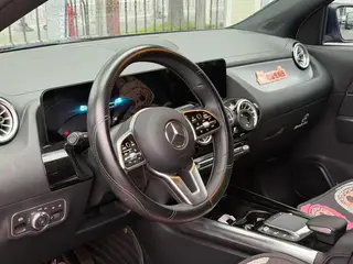 Mercedes-Benz GLA 2023 GLA 220 interior photo 14