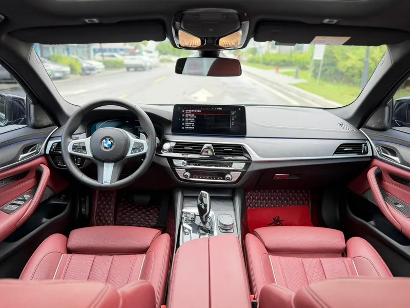 BMW 5 Series 2022 Restyling 530Li Premium Class M Sports suit exterior photo 8 BMW 5 Series 2022 Restyling 530Li Premium Class M Sports suit exterior photo 8