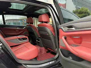 BMW 5 Series 2022 Restyling 530Li Premium Class M Sports suit interior photo 12 BMW 5 Series 2022 Restyling 530Li Premium Class M Sports suit interior photo 12