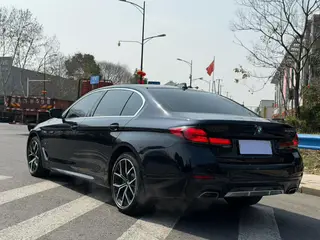 BMW 5 Series 2022 Three changes 530Li Premium Class M Sports suit exterior photo 4 BMW 5 Series 2022 Three changes 530Li Premium Class M Sports suit exterior photo 4