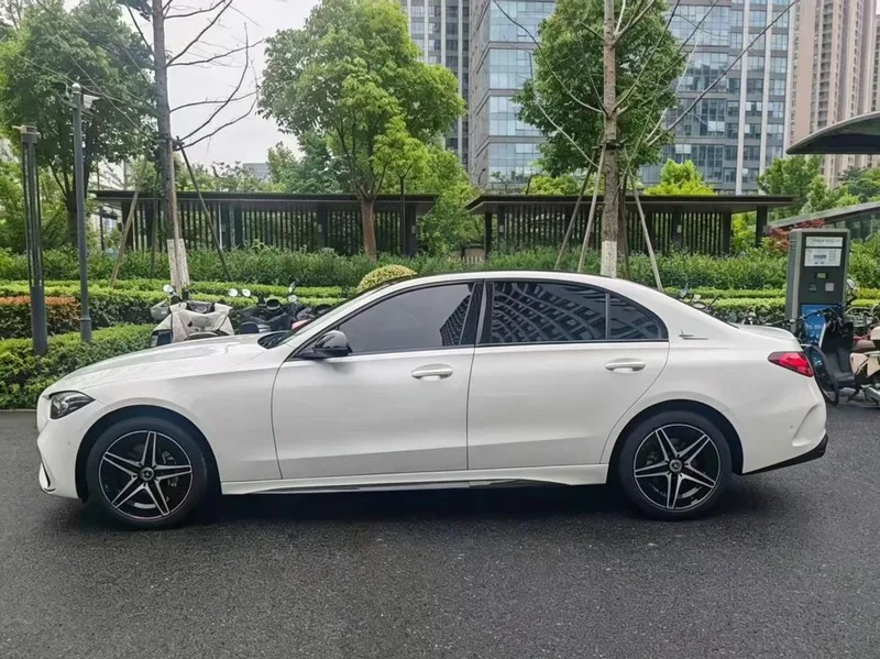 Mercedes-Benz C-Class 2024 Three changes C 260 L Hao Night Sports Edition exterior photo 3