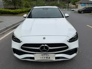 Mercedes-Benz C-Class 2024 C 200 L Sports version exterior photo 2 Mercedes-Benz C-Class 2024 C 200 L Sports version exterior photo 2