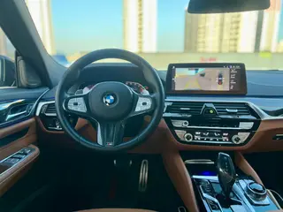 BMW 6 Series GT 2022 630i M Sports suit interior photo 14 BMW 6 Series GT 2022 630i M Sports suit interior photo 14