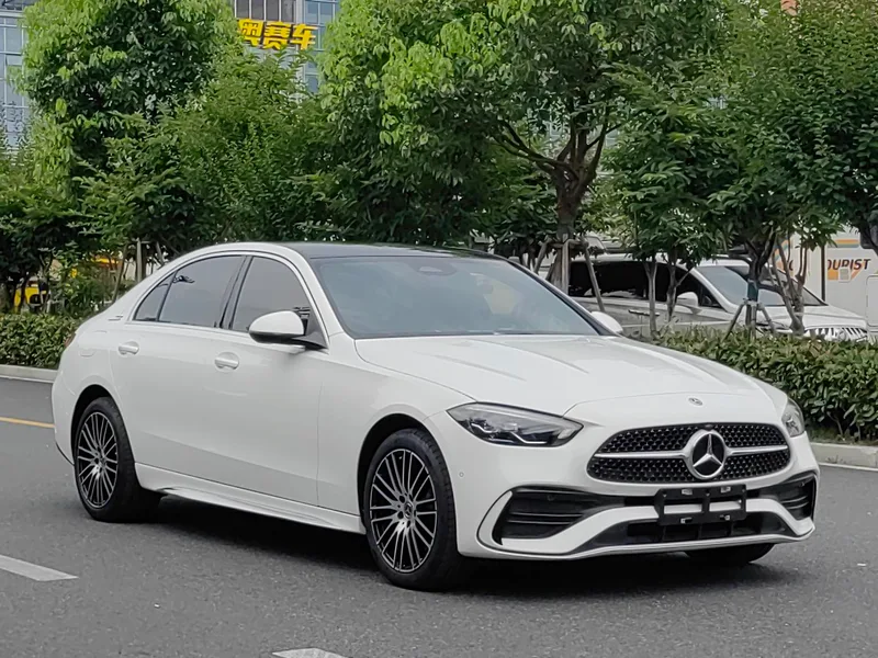 Mercedes-Benz C-Class 2024 Restyling C 260 L Sports version exterior photo 3 Mercedes-Benz C-Class 2024 Restyling C 260 L Sports version exterior photo 3