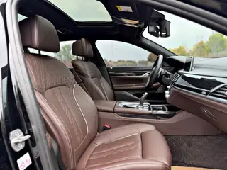 BMW 7 Series 2021 730Li M Sports suit interior photo 16 BMW 7 Series 2021 730Li M Sports suit interior photo 16