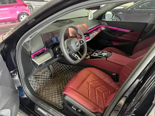 BMW 5 Series 2025 530Li Leading Type M Sports suit exterior photo 4 BMW 5 Series 2025 530Li Leading Type M Sports suit exterior photo 4