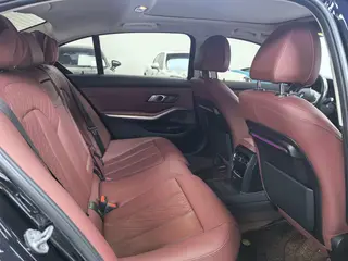 BMW 3 Series 2022 325Li M Sports suit interior photo 13