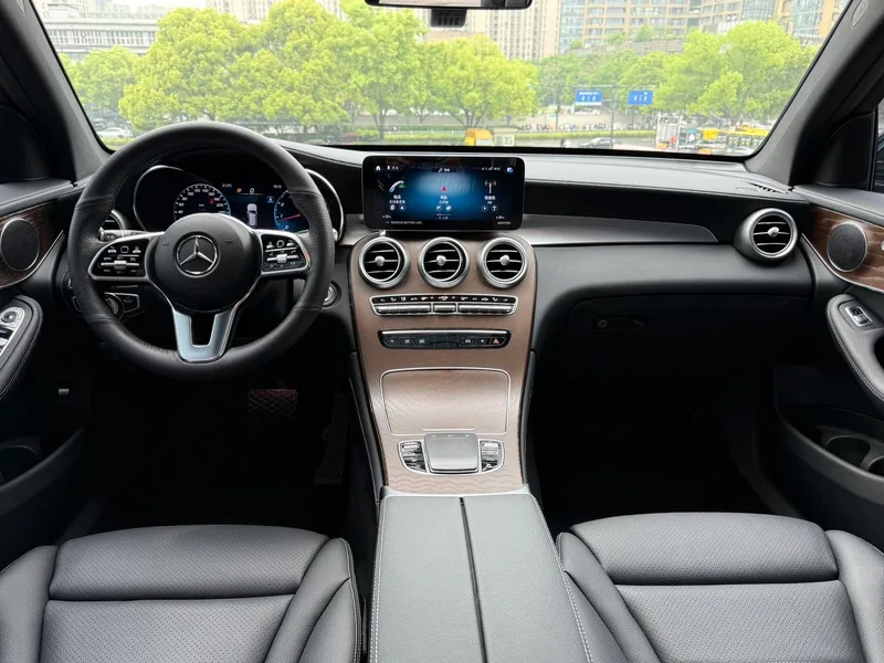 Mercedes-Benz GLC 2022 GLC 300 L 4MATIC Dinámico exterior foto 9 Mercedes-Benz GLC 2022 GLC 300 L 4MATIC Dinámico exterior foto 9