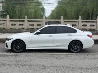 BMW 3 Series 2022 Restyling 325i M Sports Night Suit exterior photo 3 BMW 3 Series 2022 Restyling 325i M Sports Night Suit exterior photo 3