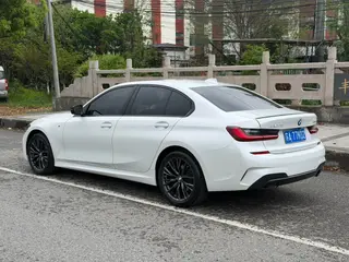 BMW 3 Series 2022 Restyling 325i M Sports Night Suit exterior photo 4 BMW 3 Series 2022 Restyling 325i M Sports Night Suit exterior photo 4