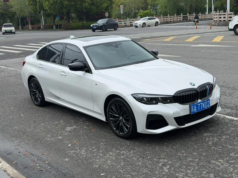 BMW 3 Series 2022 Restyling 325i M Sports Night Suit exterior photo 7 BMW 3 Series 2022 Restyling 325i M Sports Night Suit exterior photo 7
