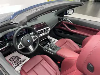BMW 4 Series 2022 425i Convertible M Sports suit interior photo 19 BMW 4 Series 2022 425i Convertible M Sports suit interior photo 19