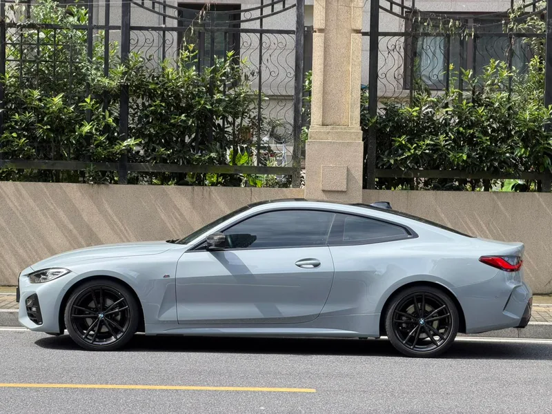 BMW 4 Series 2022 425i Fashionable M Sports Night Suit exterior photo 3 BMW 4 Series 2022 425i Fashionable M Sports Night Suit exterior photo 3