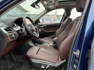 BMW X1 2022 sDrive25Li Leading Type interior photo 13 BMW X1 2022 sDrive25Li Leading Type interior photo 13
