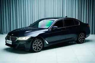 BMW 5 Series 2023 530Li Type de luxe M Ensemble de sport