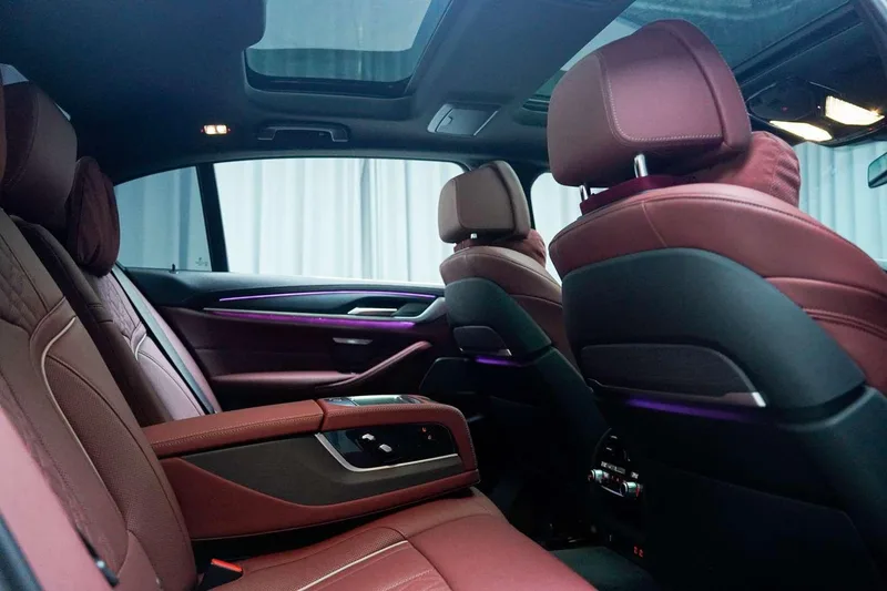 BMW 5 Series 2023 530Li Premium Class M Sports suit interior photo 6