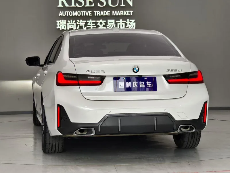 BMW 3 Series 2023 325Li M Sports suit exterior photo 4 BMW 3 Series 2023 325Li M Sports suit exterior photo 4