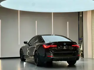 BMW 4 Series 2022 430i M Sports Night Suit exterior photo 4 BMW 4 Series 2022 430i M Sports Night Suit exterior photo 4