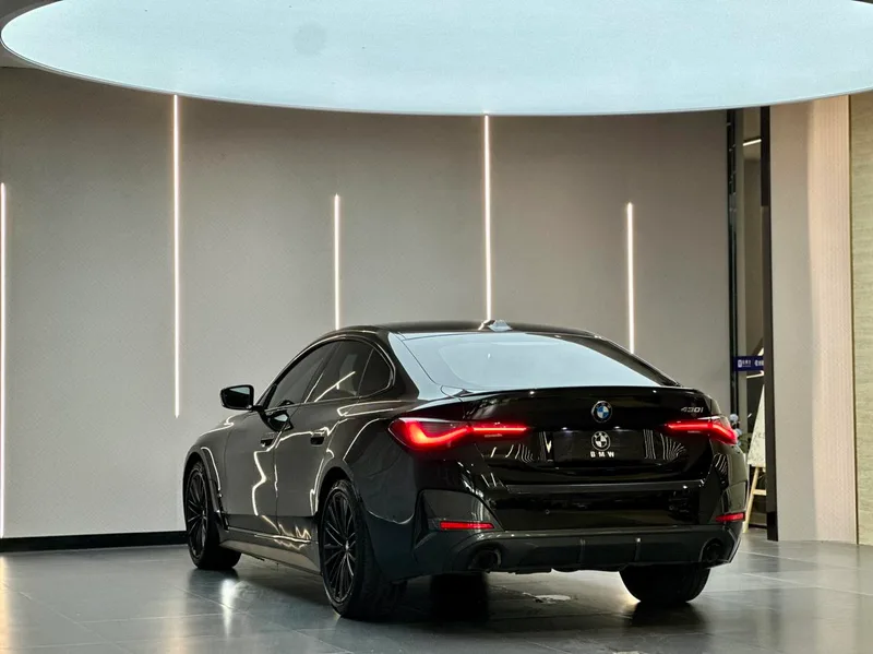 BMW 4 Series 2022 430i M Sports Night Suit exterior photo 4 BMW 4 Series 2022 430i M Sports Night Suit exterior photo 4