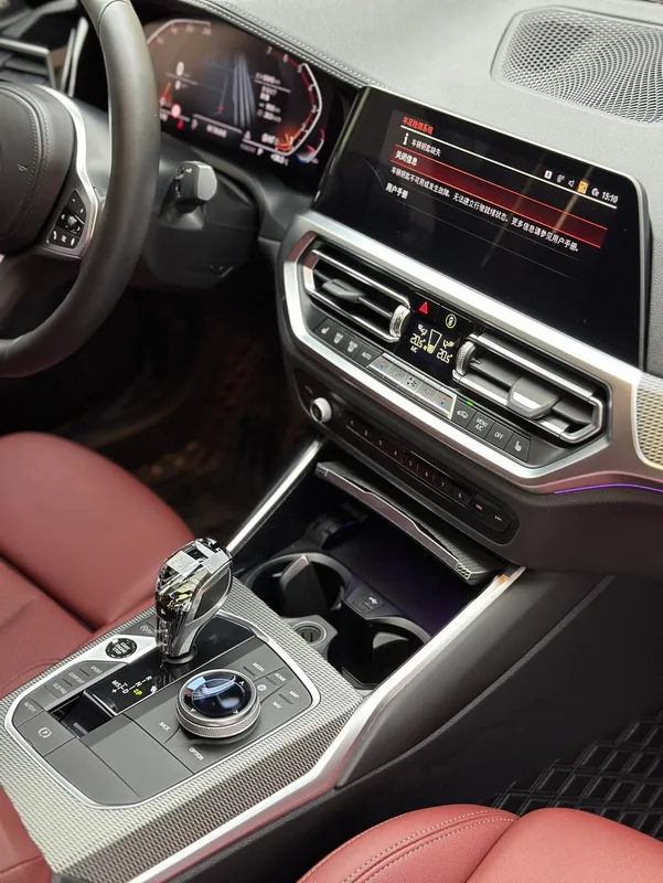 BMW 4 Series 2022 430i M Sports Night Suit interior photo 11 BMW 4 Series 2022 430i M Sports Night Suit interior photo 11